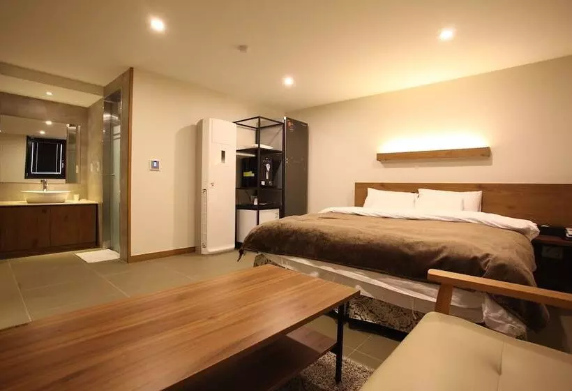 ホテル Suwon City Hall Thassos