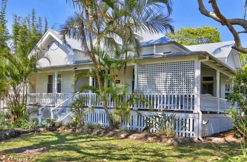 پانسیون Arcadia House