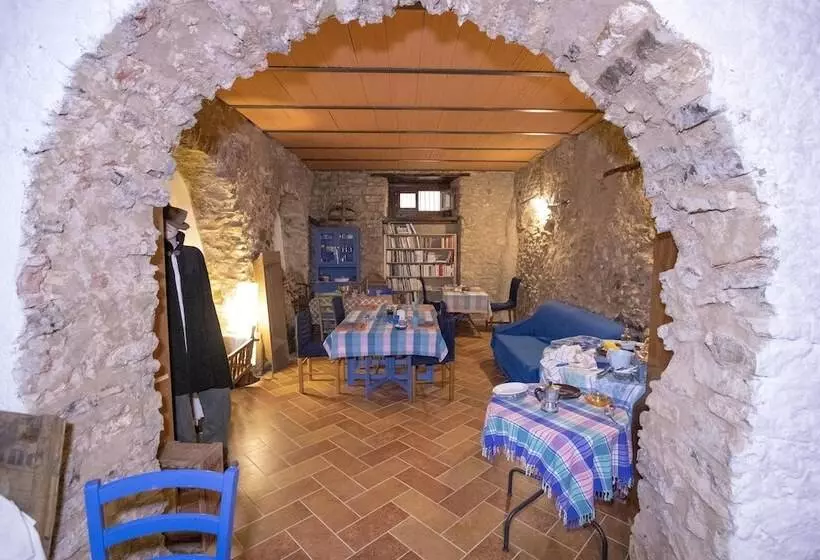 Majatalo La Casa Sul Blu Albergo Diffuso