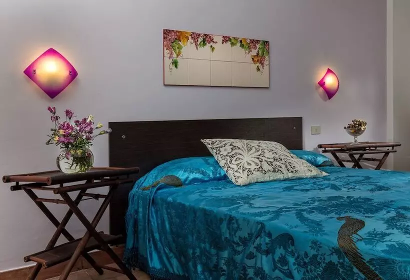 Pensjonat Nake Residenza Artistica