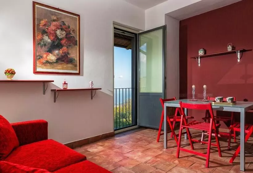 Pensjonat Nake Residenza Artistica