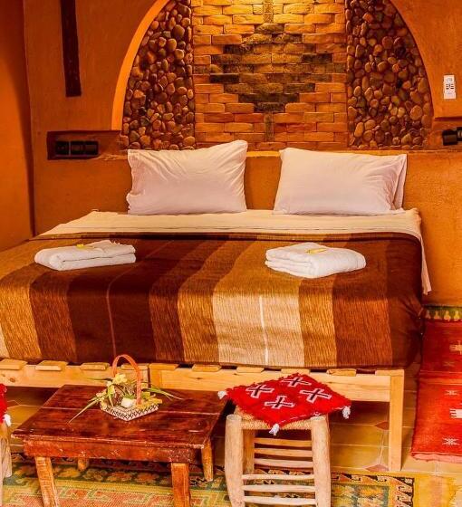 فندق صغير Auberge Kasbah Dar Sahara Tours