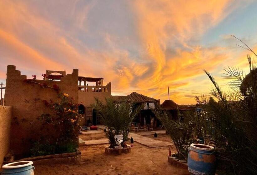 فندق صغير Auberge Kasbah Dar Sahara Tours
