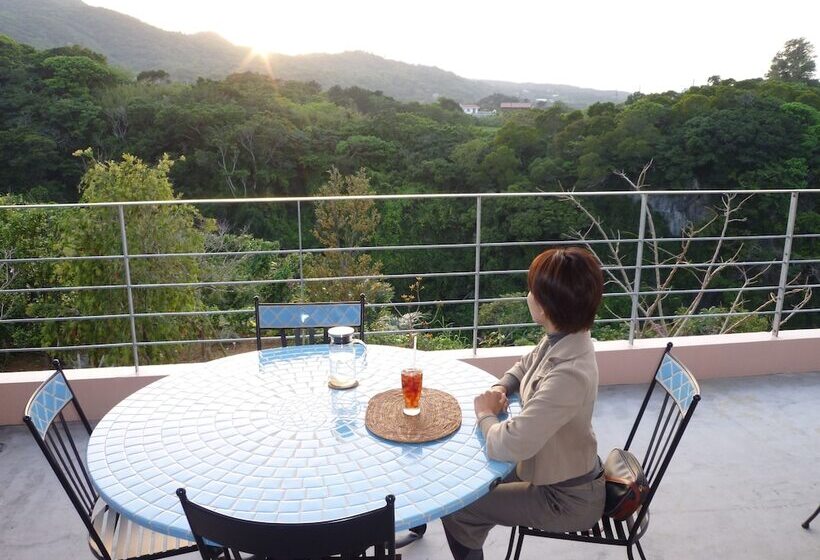 צימר Hibis Resort