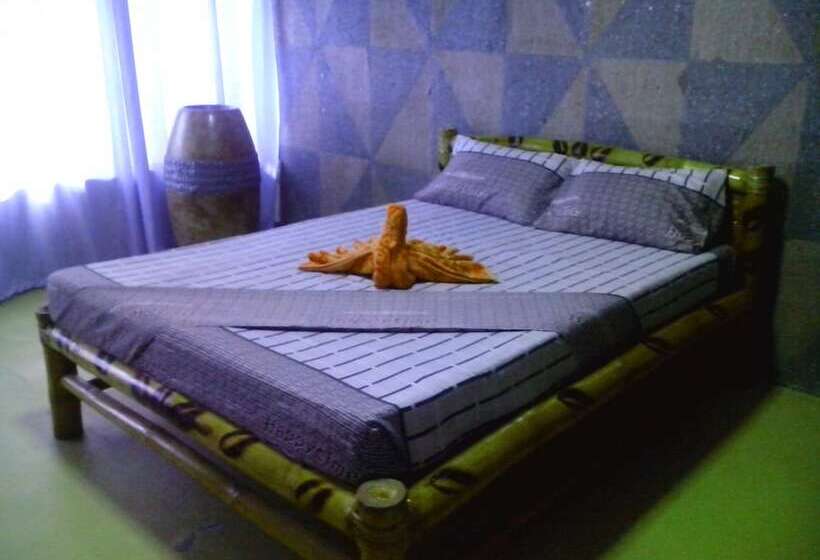 Friendship Budget Hostel