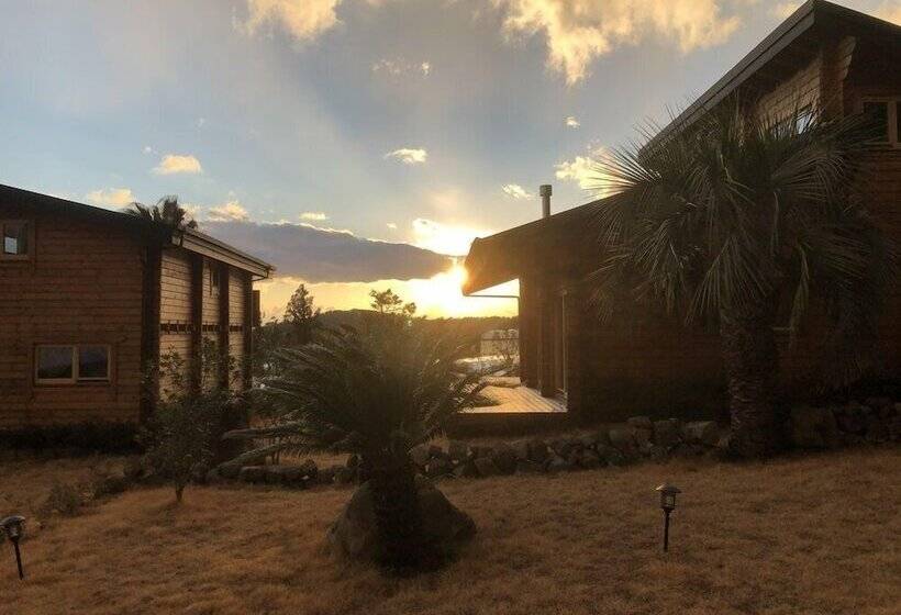 Hotel Breakfast At Tiffany S Pension