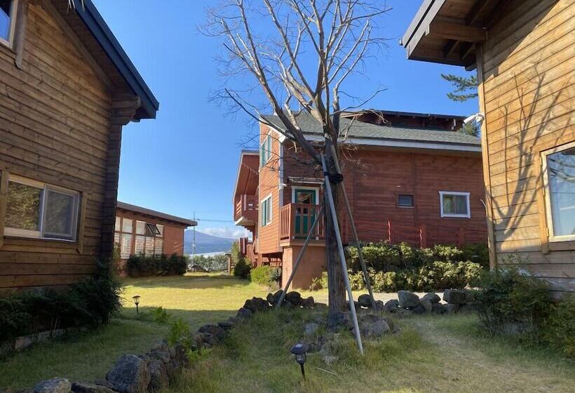 Hotel Breakfast At Tiffany S Pension