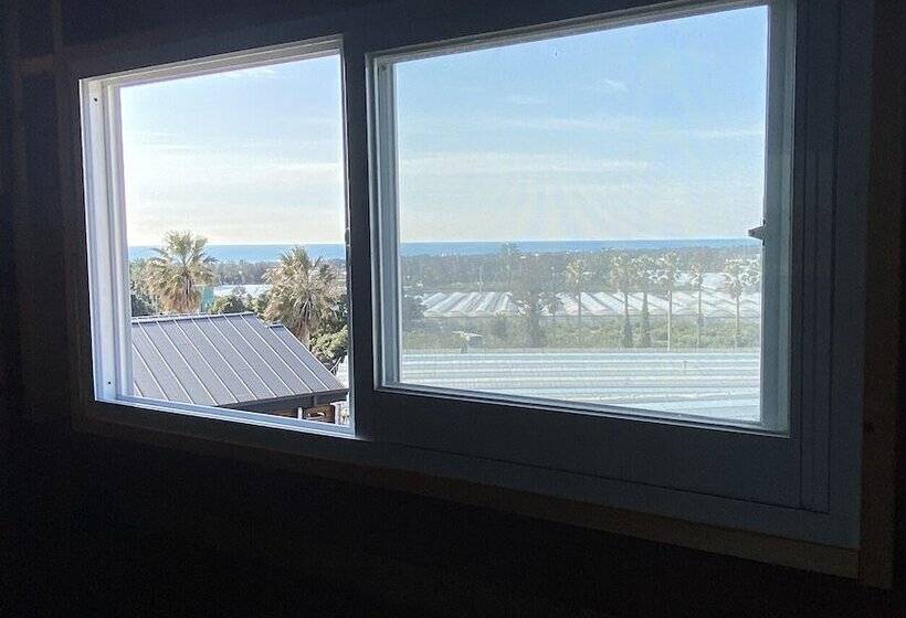 Hotel Breakfast At Tiffany S Pension