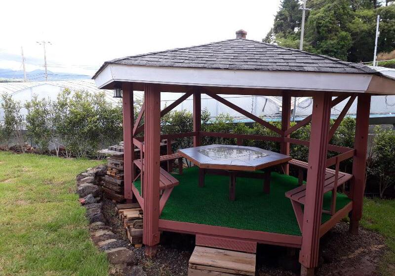 Hotel Breakfast At Tiffany S Pension