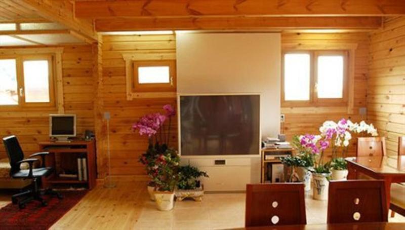 Hotel Breakfast At Tiffany S Pension