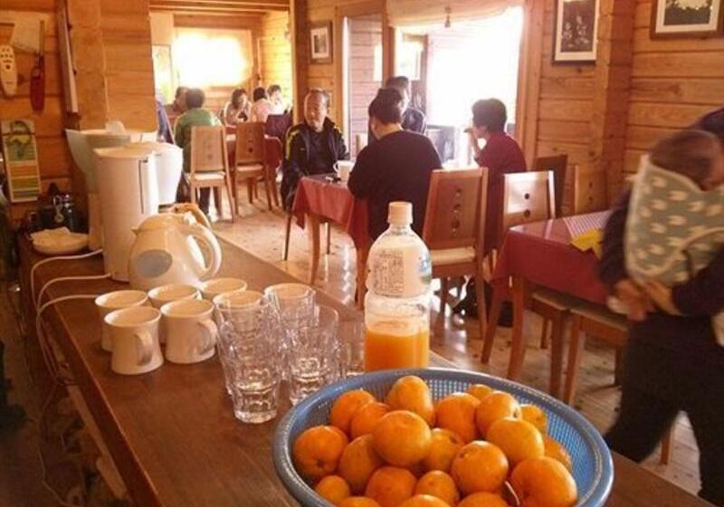 Hotel Breakfast At Tiffany S Pension