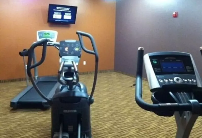 فندق Cobblestone Inn & Suites Newton