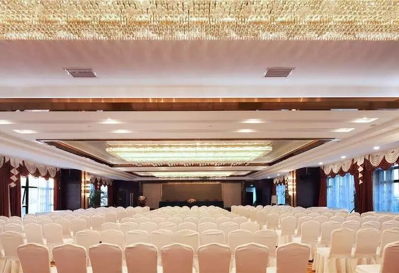 Days Hotel Wenyi Anhui
