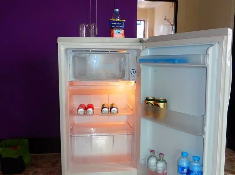 Отель Evelyn Residence