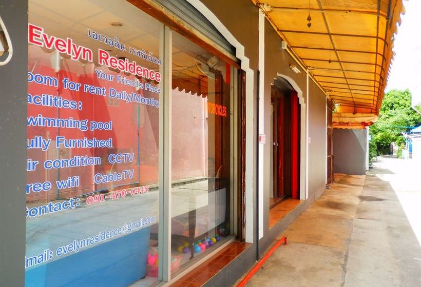 ホテル Evelyn Residence