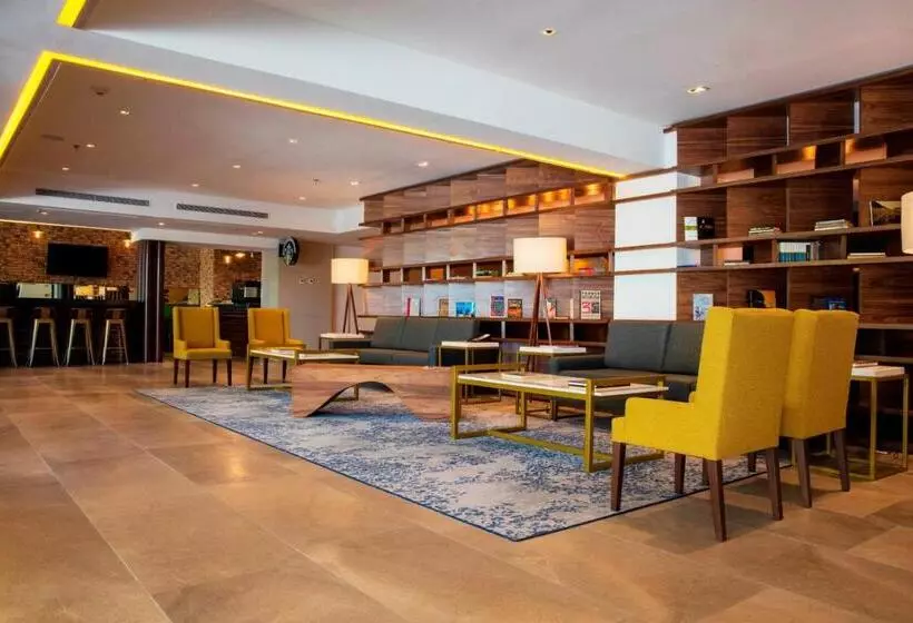 酒店 Krystal Urban Guadalajara