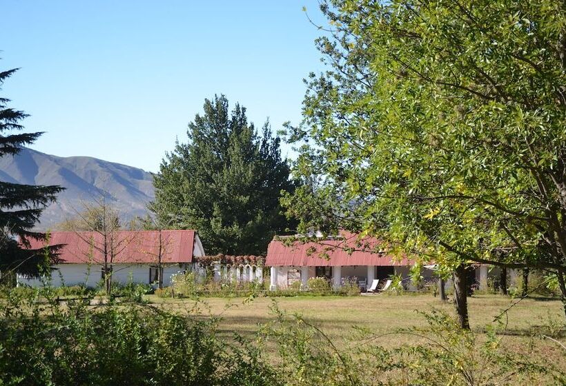 Отель Las Tacanas