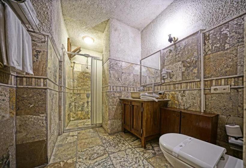 فندق Maccan Cave