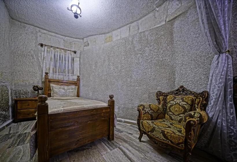 فندق Maccan Cave