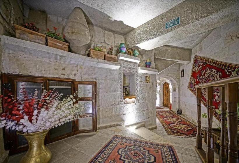 فندق Maccan Cave