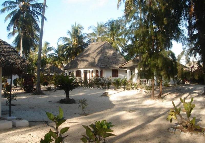 Отель Ndame Beach Lodge