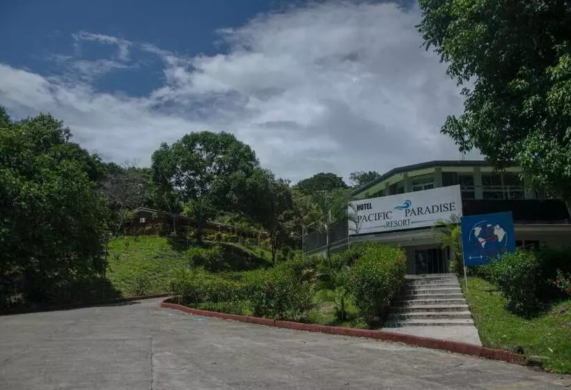 هتل Pacific Paradise Resort