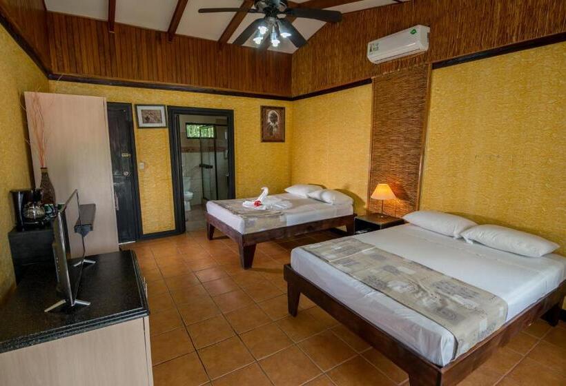 فندق Pacific Paradise Resort