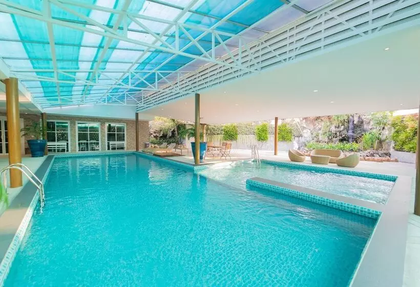 ホテル Rimkhobfa Urban Resort