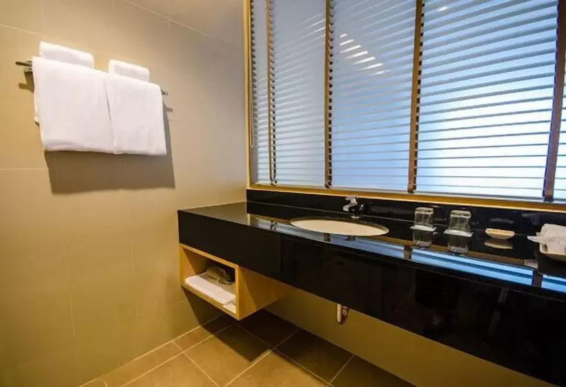 ホテル Rimkhobfa Urban Resort