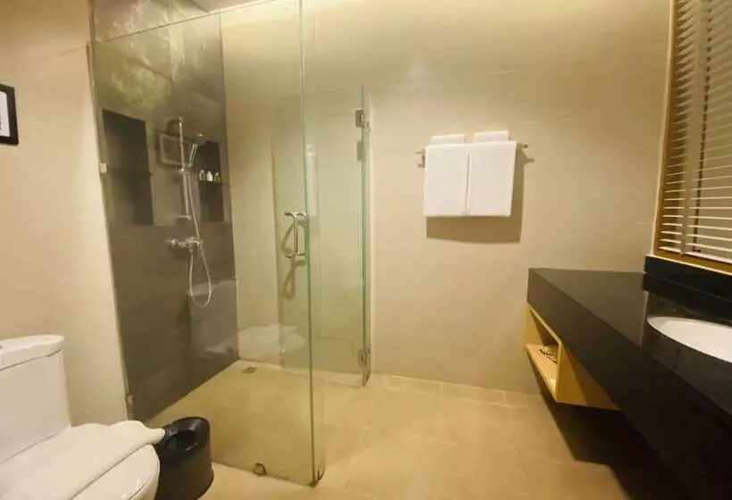 ホテル Rimkhobfa Urban Resort