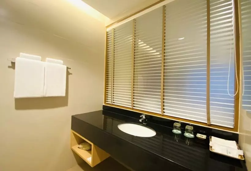 ホテル Rimkhobfa Urban Resort