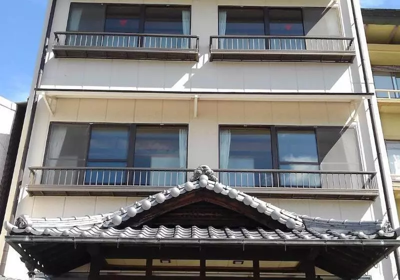 בית מלון כפרי Sakuraya