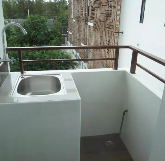 هتل Sunshine Hostel