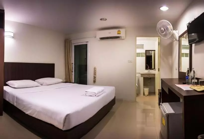 هتل Sunshine Hostel