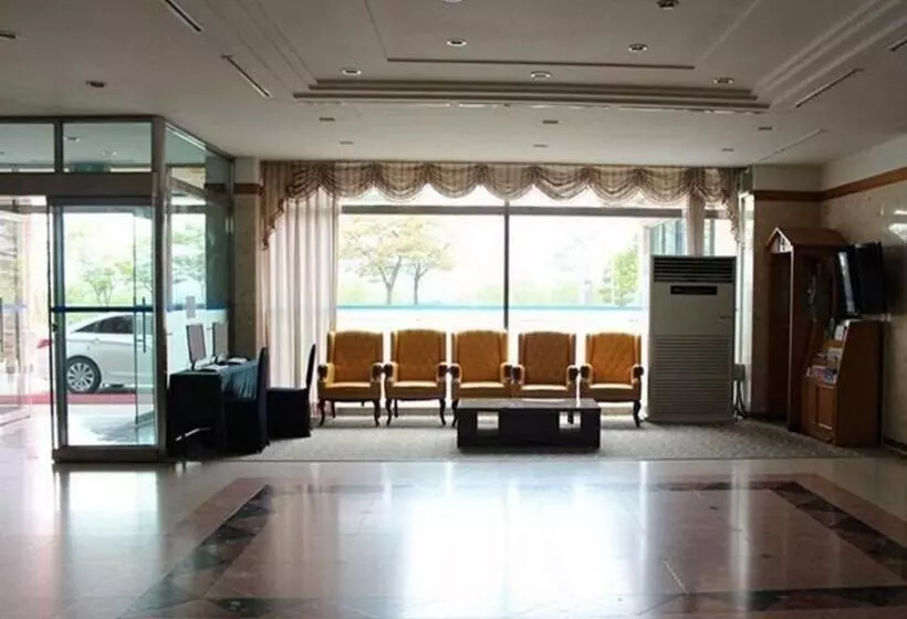 هتل The-k Seoraksan Family