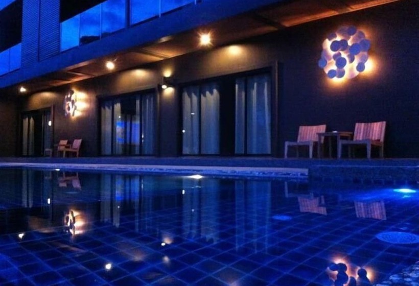 هتل Villa Gris Pranburi