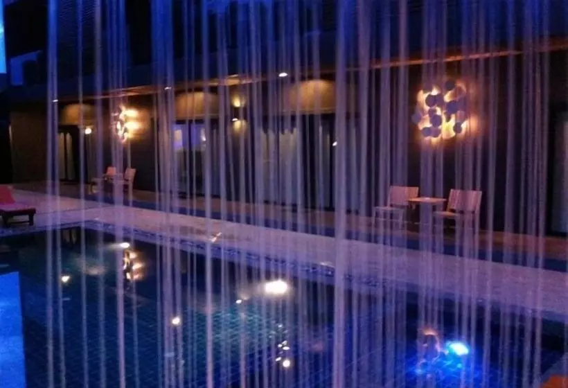 Otel Villa Gris Pranburi