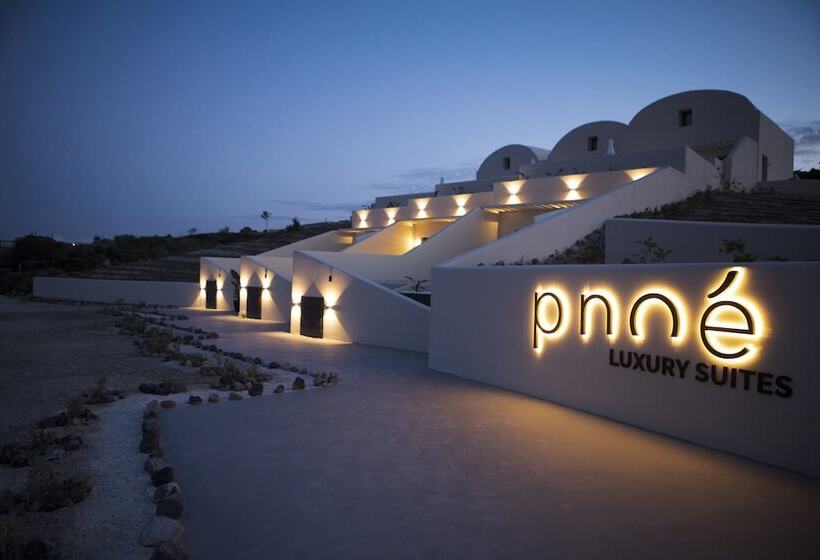 Hotel Pnoé Luxury Suites