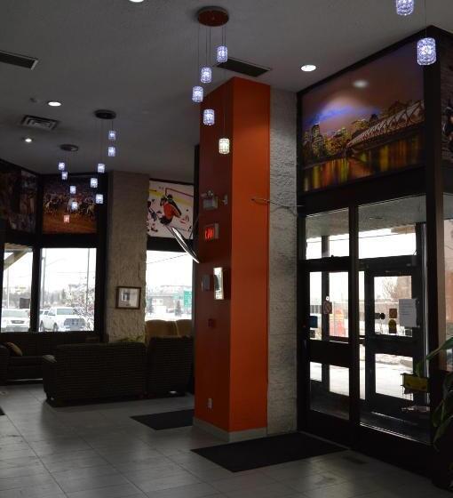 בית מלון כפרי Airport Traveller S Inn