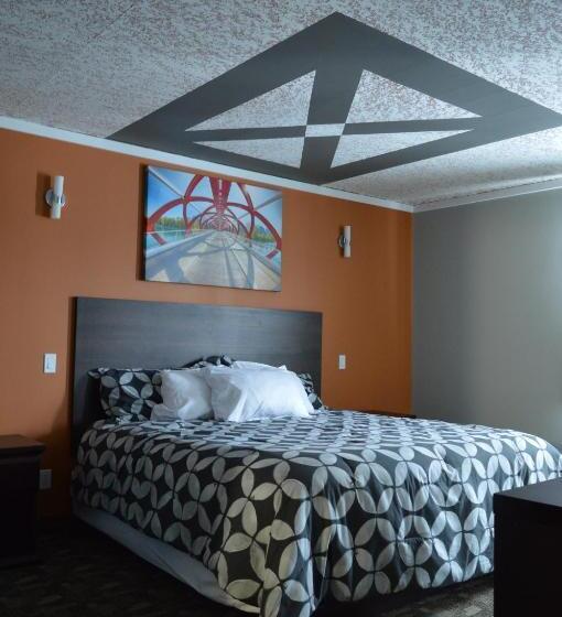 בית מלון כפרי Airport Traveller S Inn