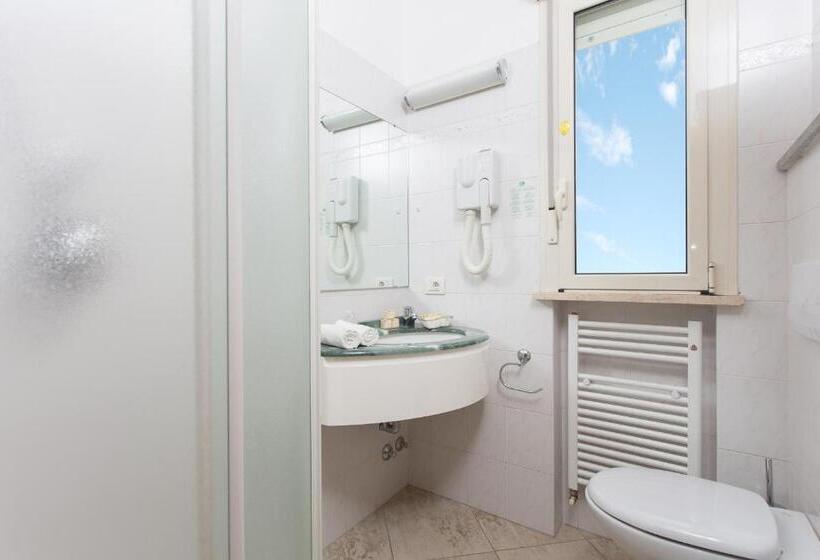 בית מלון כפרי Ambra