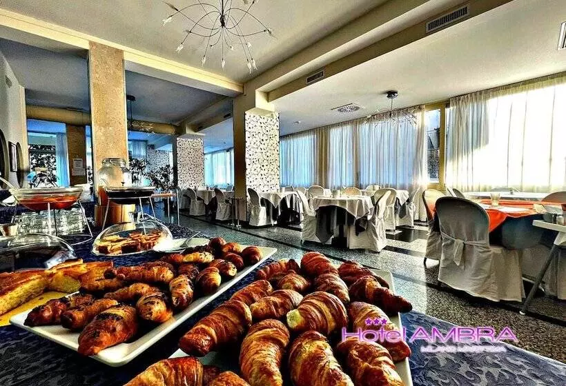 ホテル Ambra