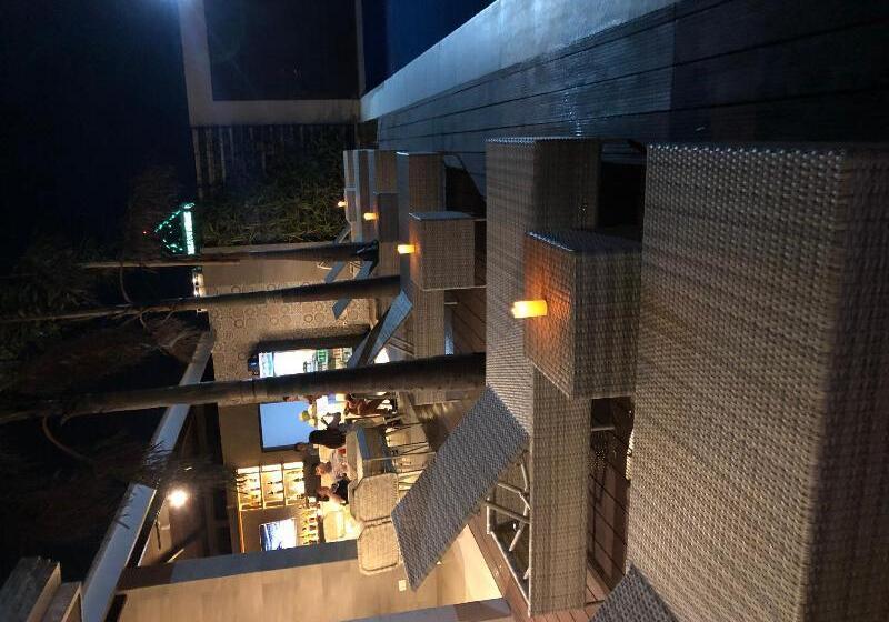 فندق Apollonia Royale