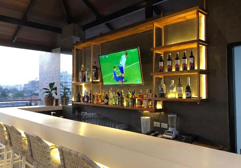 فندق Apollonia Royale