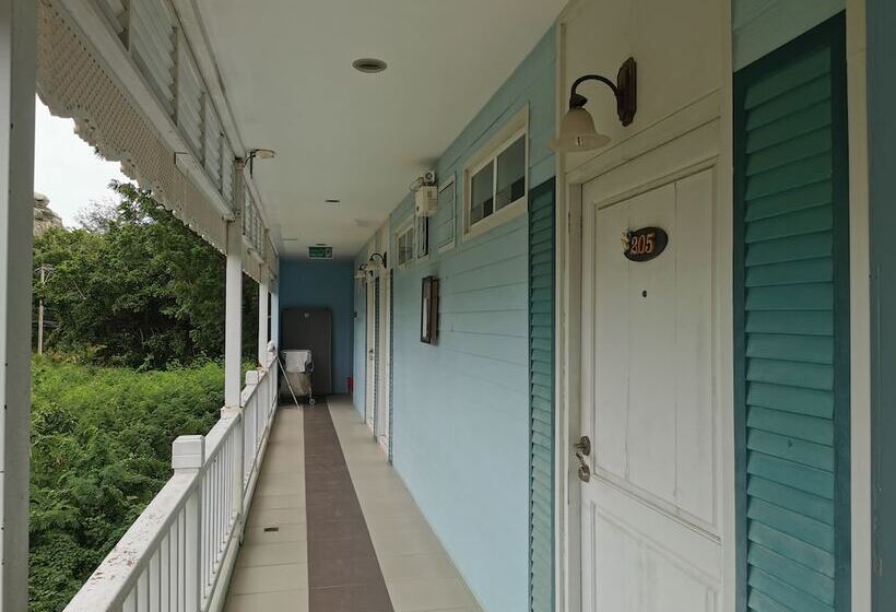 فندق Baan Rabiang Talay