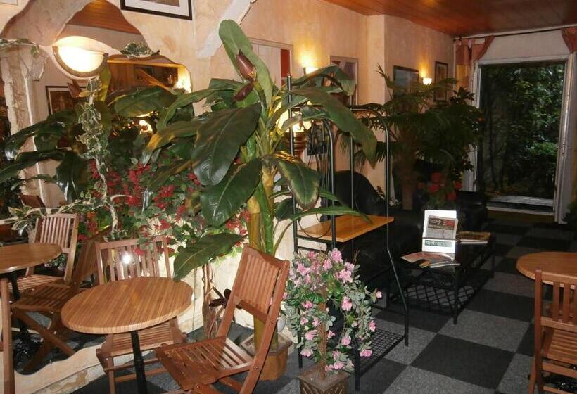 ホテル Beausejour