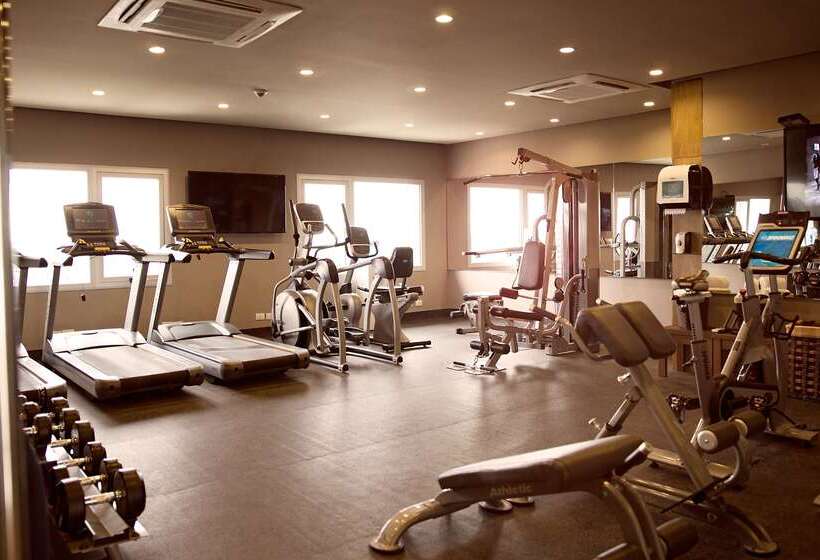 هتل Dazzler By Wyndham Asuncion