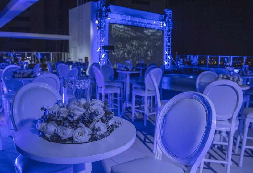 هتل Dazzler By Wyndham Asuncion