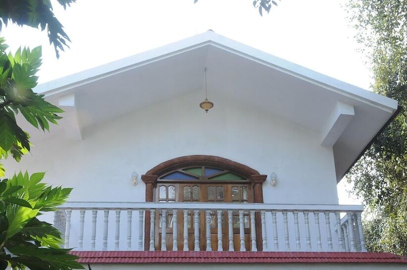 فندق D'souza's Holiday Homes