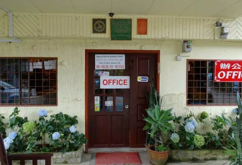 ホテル D'villa Rina Ria Lodge